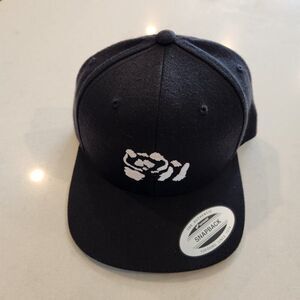 Pandeau Snapback hat.